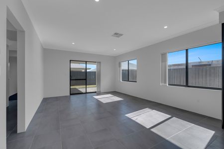 Spacious Four Bedroom Home for Lease - Photo 3