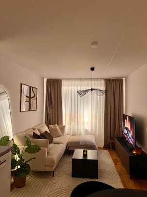 Bromstensvägen, Spånga - Foto 1