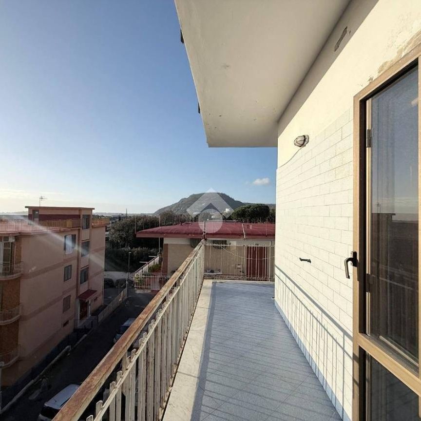 Trilocale traversa Solfatara, Pozzuoli Alta, Pozzuoli - Photo 1