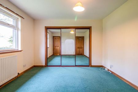 3 bedroom bungalow to rent - Photo 3