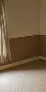 Top Floor Flat, 35b Beaumont Fee, Lincoln, LN1 1EZ - Photo 3