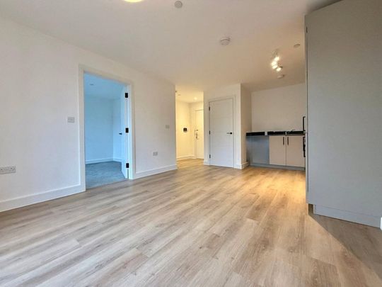 Commercial Road, Poole, Dorset, BH14 - Photo 1