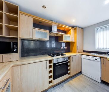 2 bedroom flat to rent - Photo 6