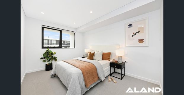 Modern Two Bedroom Apartment in the Heart of Schofields! - Photo 1