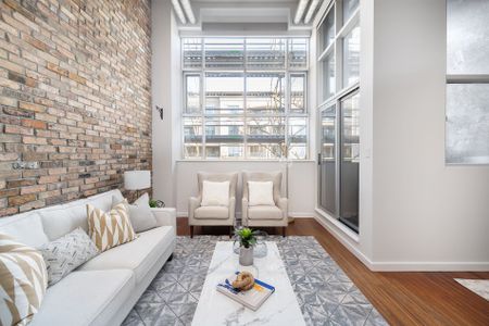 For Lease - 1852 Queen Street Unit# 201, Toronto, Ontario - Photo 2