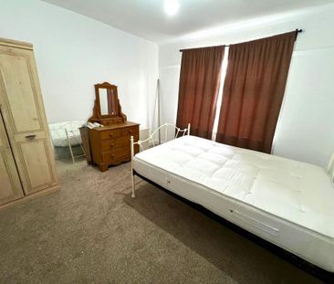 5 bedroom terraced house to rent - Photo 6