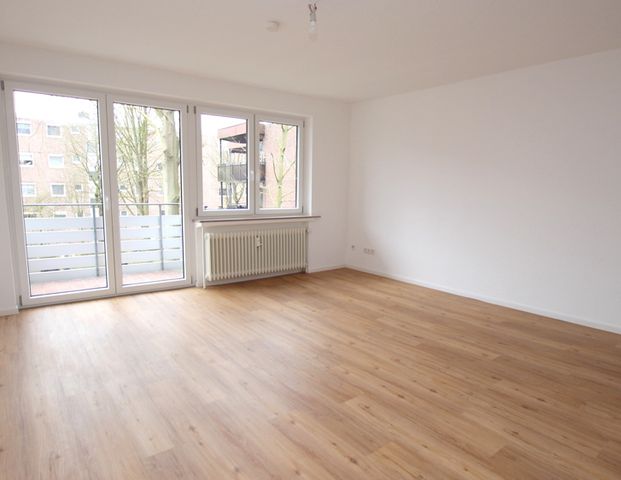 Sanierte 2-Zimmer-Obergeschosswohnung inkl. EBK und Stellplatz in bevorzugter Wohnlage in Oldenburg - Photo 1