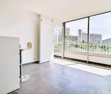 Location Appartement 2 pièces 40m² MARSEILLE 9ème - Photo 6