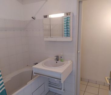 Location Appartement 1 pièce 26m² - Photo 6