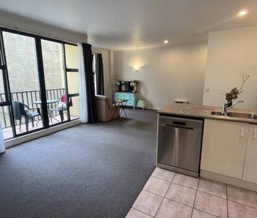 ONE BEDROOM APARTMENT - CENTRAL CITY - Photo 5