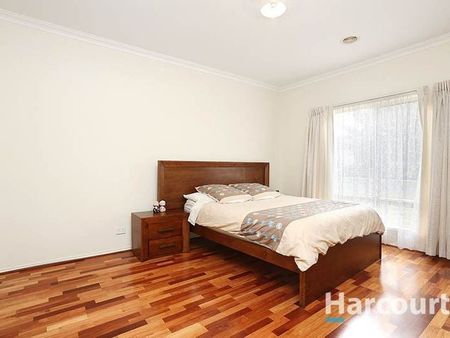 4 Bedroom Stunning Family Home! - Photo 5