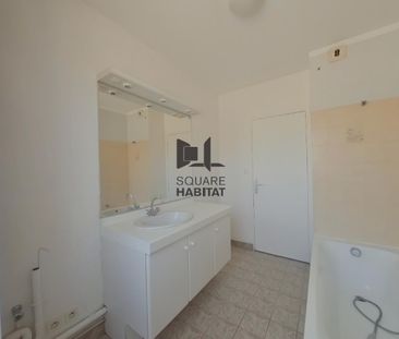 Location Appartement 3 pièces 89m² MONTMORILLON 86500 - Photo 4