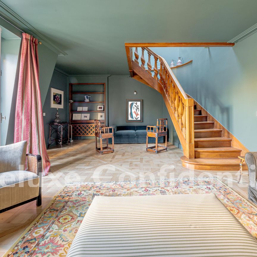 Location Meublée dernier étage, calme, climatisation - Photo 1