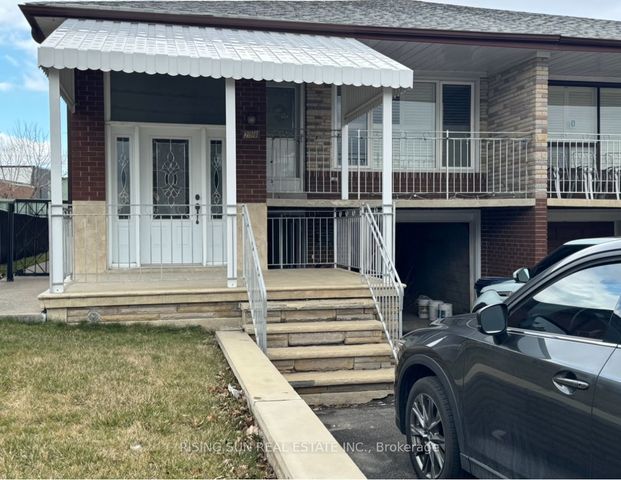 Semi-Detached Home For Lease | W8147354 - Photo 1