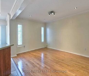 3496 COVENT CRESCENT - Photo 1