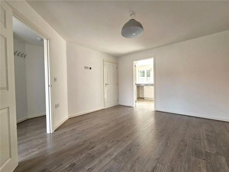 3 bedroom terraced house to rent - Photo 3