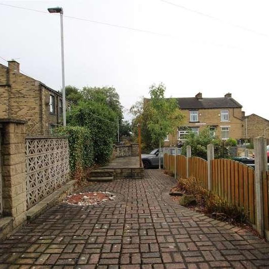 Victoria Road, Bradford, BD2 - Photo 1