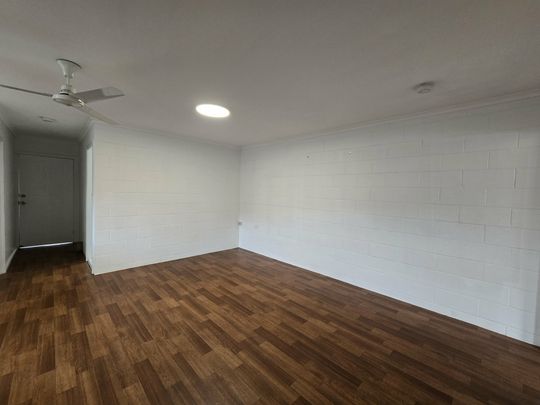 DUPLEX MINUTES FROM THE CITY - Photo 1