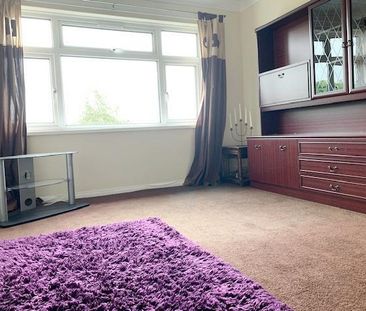 Pratt Avenue, Peterborough - Photo 1