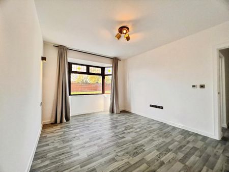 Rookery View, Grays, RM17 - Photo 3