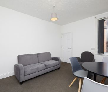 Four Bedroom House Share Derby Room 2 - Photo 2