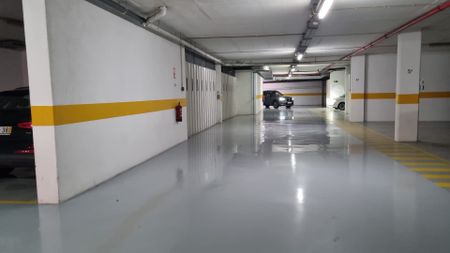 1 Bedroom Apartment with parking, Telheiras, Lisboa - Photo 3