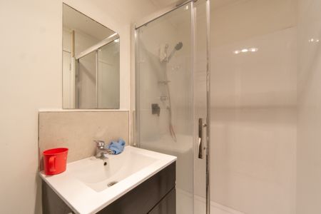 Two bedroom unit in Claudelands - Photo 4