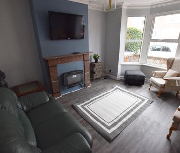 6 bedroom terraced house to rent - Photo 1