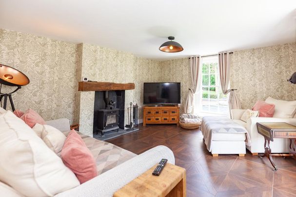 3 bedroom semi-detached house to rent - Photo 1