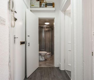 1 Bed Flat, Elizabeth Street, G51 - Photo 2