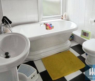 Smith House Lane, Lightcliffe, Halifax, West Yorkshire, HX3 - Photo 1