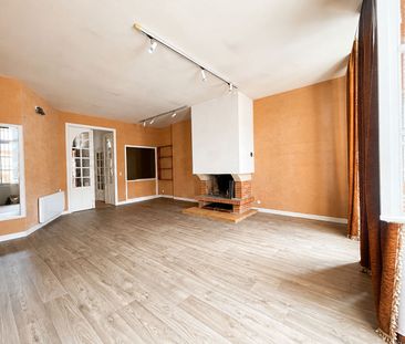 Location Appartement 4 pièces 141m² - Photo 3