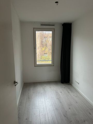 Appartement te huur: Mary van der Sluisstraat 372 1095 ME Amsterdam - Photo 3