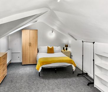 Bedsit, Waverley Road, BS6 - Photo 2