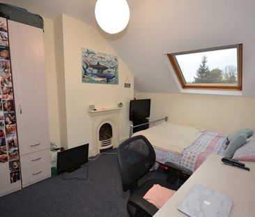 8 bedroom House To Let - Photo 6