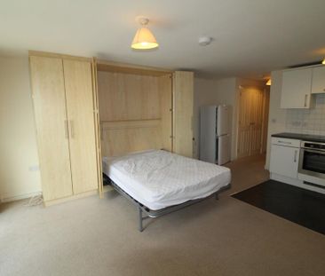 Studio to rent - Photo 3