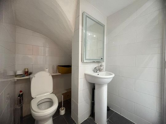 1 bedroom house of multiple occupation to rent - Photo 1