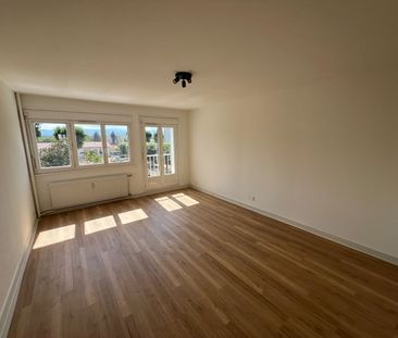 Location Appartement 3 pièces 78m² - Photo 2