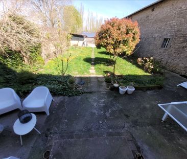 Location Maison 6 pièces 217m² - Photo 5