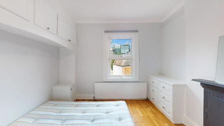 4 bedroom house to rent - Photo 4