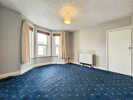 Maple Road, Bournemouth - Photo 2