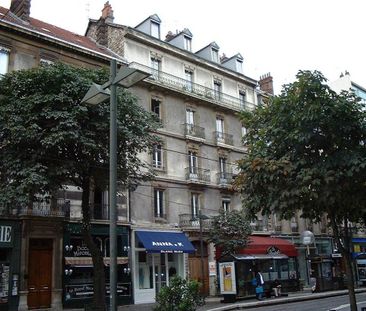 Location Appartement 1 pièce 12m² GRENOBLE 38000 - Photo 1