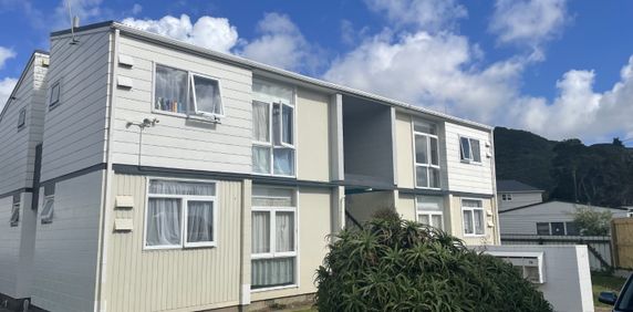 Cosy Bedsit - Photo 2