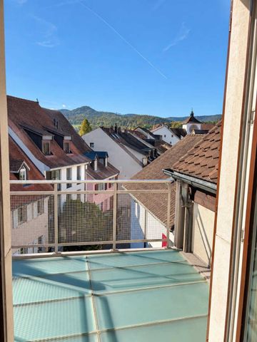 Rent a 3-room maisonette with a view in Laufen - Photo 5