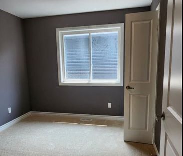 For Lease - 46 BRADLEY Avenue, Welland, Ontario - Photo 5