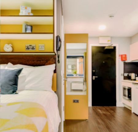 Pleasant studio close to the University of Leeds - Photo 4