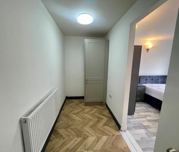 1 bedroom in a house share to rent - Photo 6