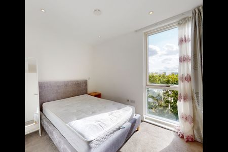 3 Bed Flat, Bay House, SE16 - Photo 3