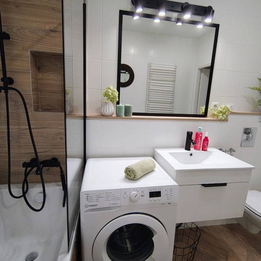 Ciche mieszkanie z 2 miejscami parkingowymi - Zdjęcie 1