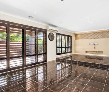 The Perfect Blend of Comfort, Space and Location - Photo 2